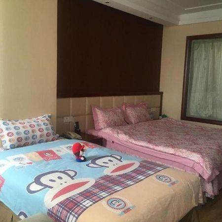Linyi Blue Horizon Intenational Hotel Екстер'єр фото