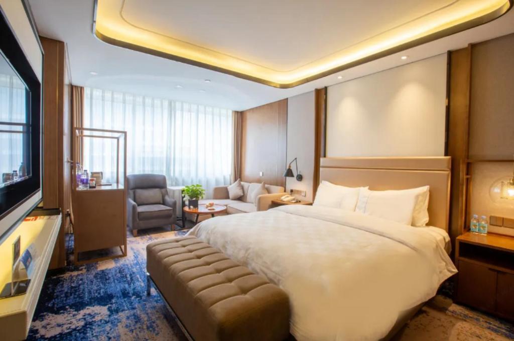Linyi Blue Horizon Intenational Hotel Екстер'єр фото