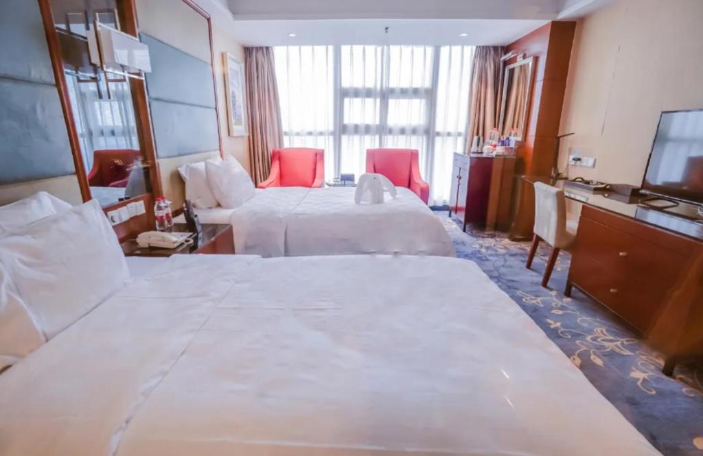 Linyi Blue Horizon Intenational Hotel Екстер'єр фото