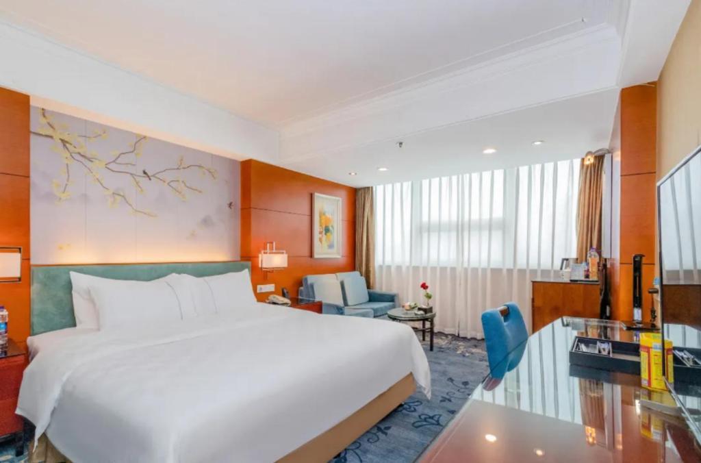 Linyi Blue Horizon Intenational Hotel Екстер'єр фото